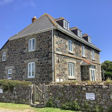 Haelarcher Farmhouse And Helicopter B&B Lizard Εξωτερικό φωτογραφία
