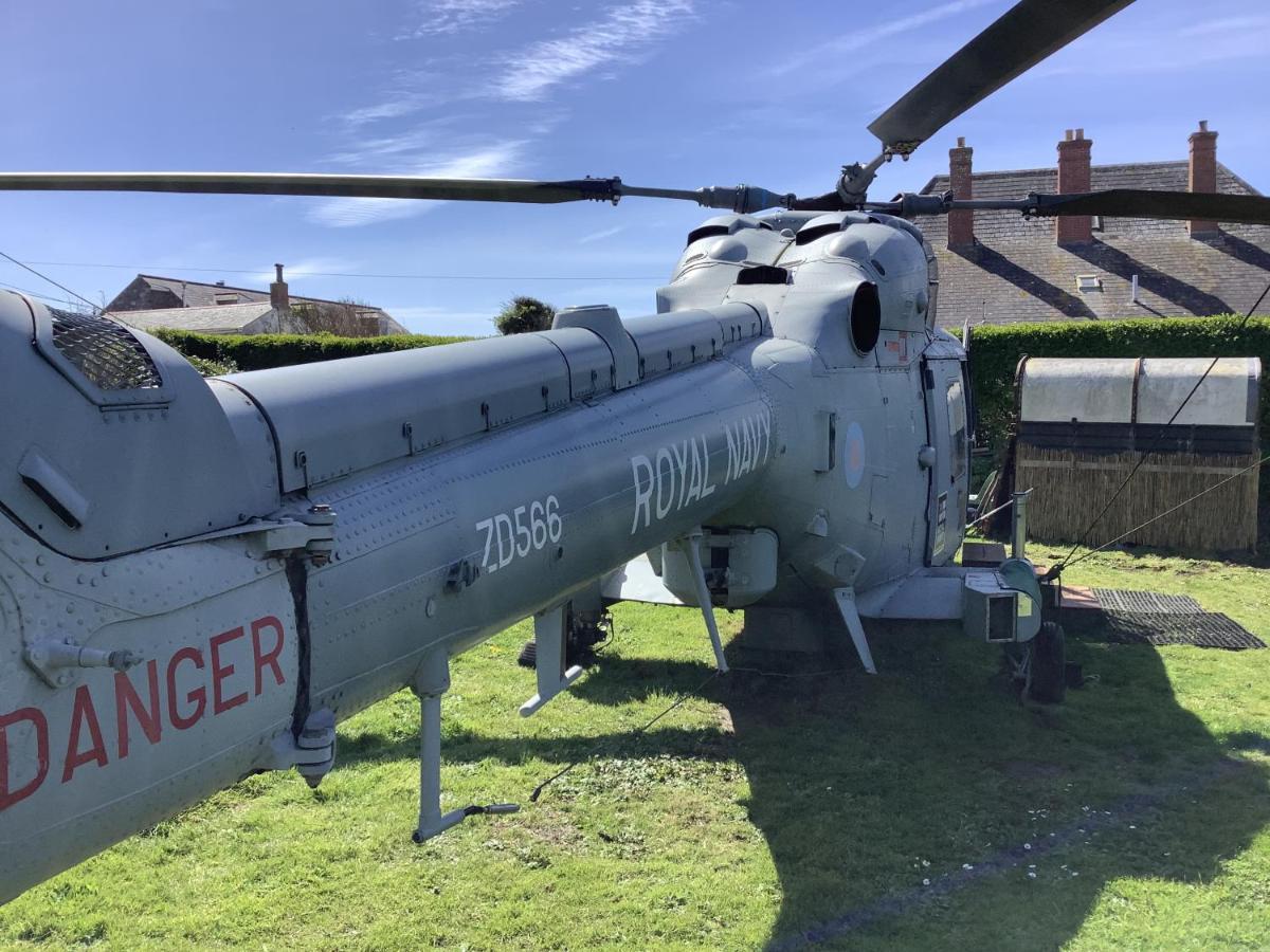 Haelarcher Farmhouse And Helicopter B&B Lizard Εξωτερικό φωτογραφία